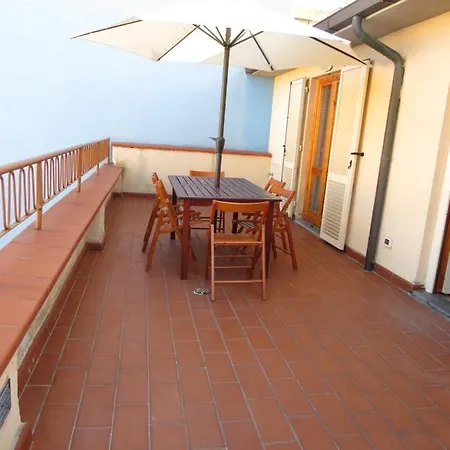 P007 - Porto Recanati, Ampio Trilocale Con Parcheggio, Vicino Al Mare Appartement *