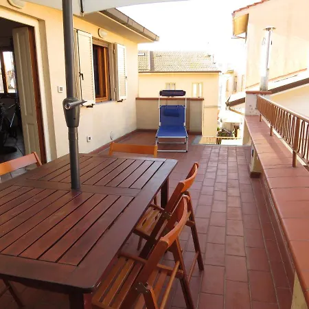 P007 - Porto Recanati, Ampio Trilocale Con Parcheggio, Vicino Al Mare 포르토레카나티