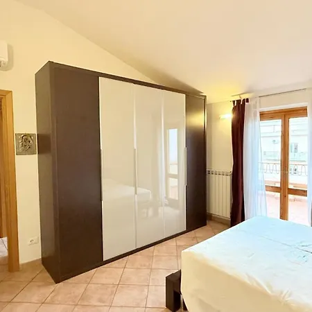 P007 - Porto Recanati, Ampio Trilocale Con Parcheggio, Vicino Al Mare 포르토레카나티